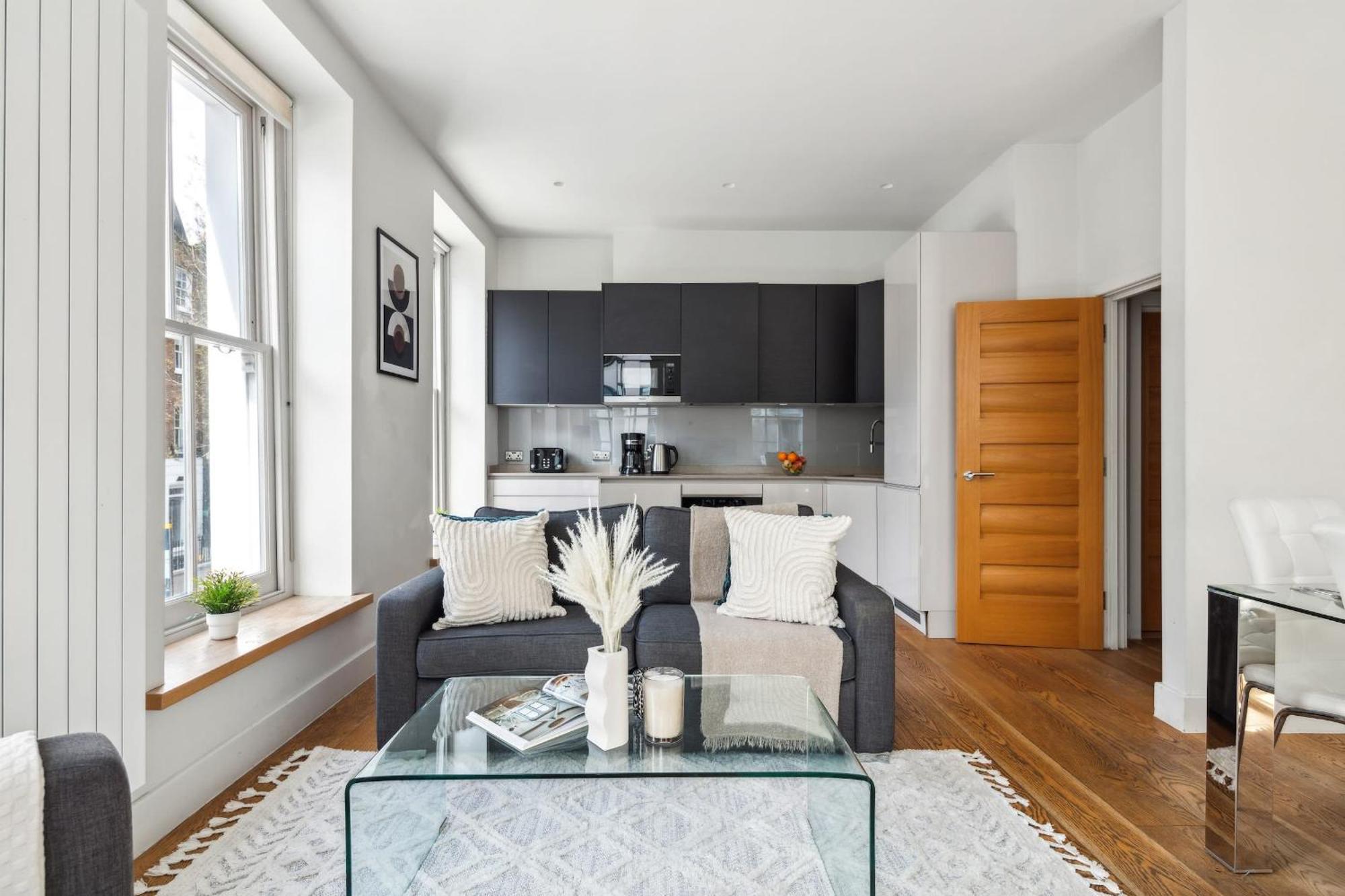 Fitzrovia 3Br - Cityapartmentstay Londyn Zewnętrze zdjęcie